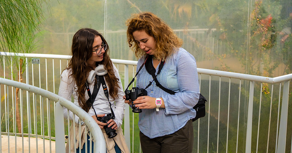 סיור צילום טבע בירושלים במסגרת קורס צילום למתחילים בגן הבוטני.