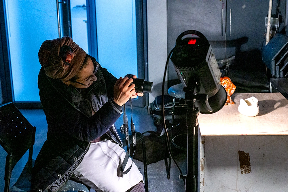 קורס-צילום-למתקדמים-בירושלים-תרגול-צילום-בסטודיו